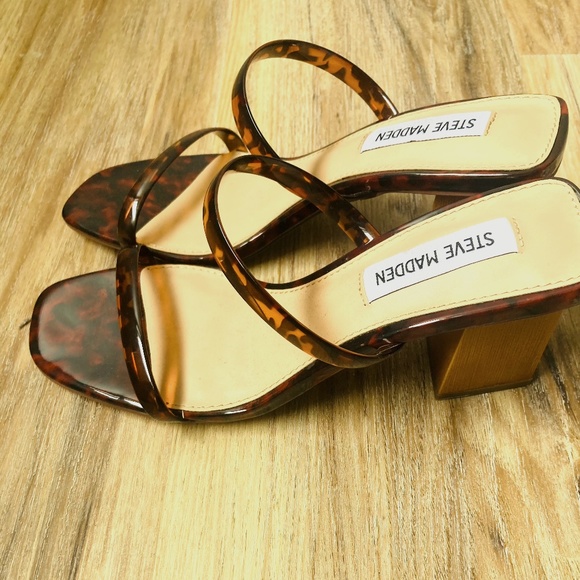 Steve Madden Shoes - Steve Madden Honey Slide Sandal Size 6M